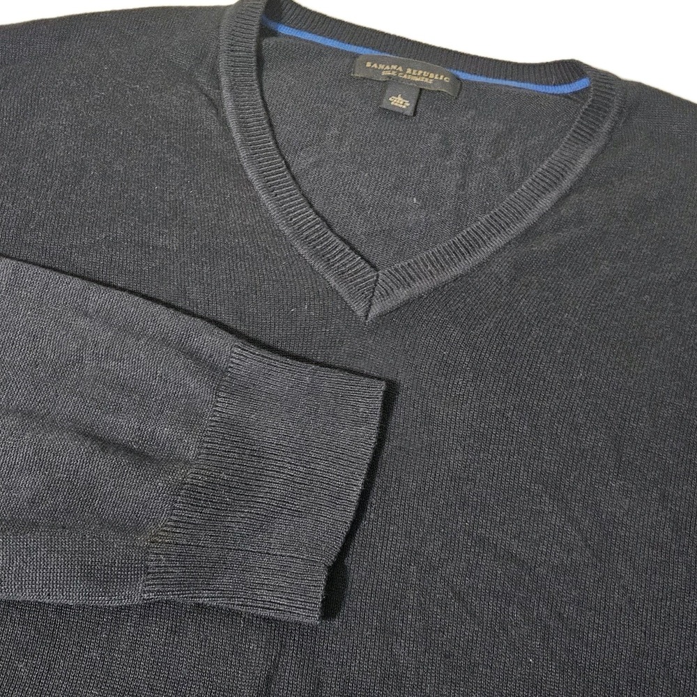 Banana Republic Men's Silk Cashmere Blend‎ Pullover V-Neck Sweater Lightweight